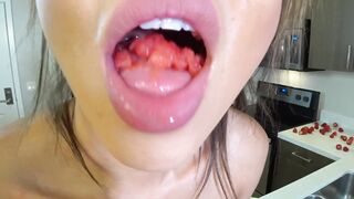Young Asian Orgasms Hard/ Fruit Cum