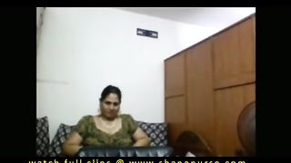 Andhara girl friend exposing her big boobs to show to her boyfriend