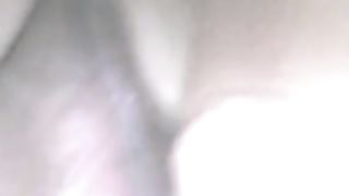Indonesian Maid in HK Screams when she Cums