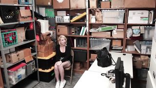 Guy Fucks Hot Thief