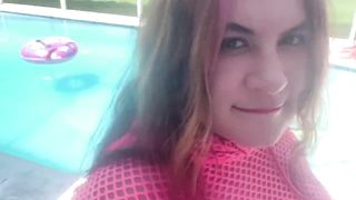 Beautiful Colombian Maid Cleans the Pool and Fucks! made me Cum on her Huge Thick Ass. La Paisa