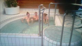 3 girls in the spa