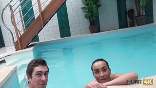 HUNT4K. Cuckold doesn’t know his lovely brunette sells her body