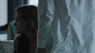 The Girlfriend Experience (2016) / 1 Season / Sex Scene