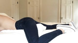 PILLOW HUMPING IN HER TIGHT JEANS