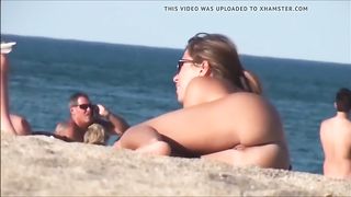 Collection of wonderful asses on the beach PART 1