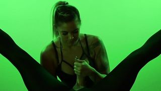 JOI Challenge - Red Light, Green Light with Melody Cheeks