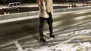 Brutal Anal Fuck with Bondage in Fur Coat and Leather Gloves (TRAILER)