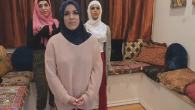 Bffs Arab Sex Videos - Arabic Woman's Group Sex