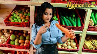Carne Del Mercado - Latina Babe wants something Bigger than this MamacitaZ