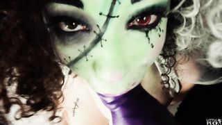 MONSTRESS BRIDE OF FRANKENSTEiN | HORROR HALLOWEEN D MOVIE PARODY | VOTE FOR ME!