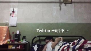 肌肉男暴艹