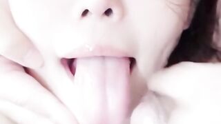 服务系!舌精/舌漫游/口交/深喉/口爆/吞精/颜射/舔蛋蛋/打飞机/喉交/锁喉/口球/极限深喉/重口味 本人演绎
