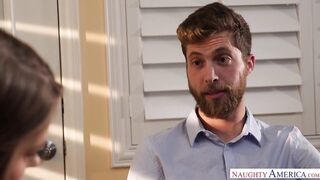 Pale sex goddess locked out of bae's house! :o