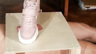Domina Cock Stomping Slave in Pink Boots (magyar Alázás) Pt1 HD