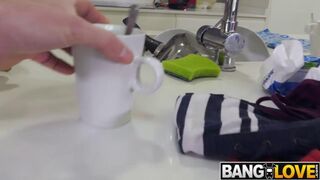 Canela Skin The Anal And Squirting Maid