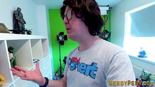 Yorkshire Nerd Ridden Until He Facializes