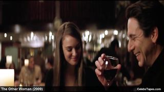 Natalie Portman topless and erotic movie scenes