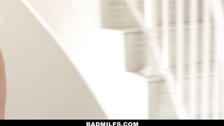 Bad Milfs - Make Me Squirt For Extra Credit
