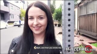 HITZEFREI Emma meets a guy from a German dating app