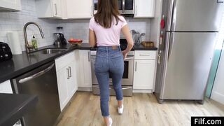 Riley Reid Rides the Realtor