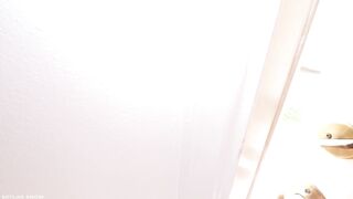 Gloryhole cumslut swallows