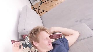PLAYSTATION or PUSSYPLAY?! Riding and Sitting on Boyfriends Face until Orgasm - mr PussyLicking