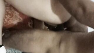 Cogiendo a La HERMANA De Mi NOVIA, Mientras ELLA NO ESTA , ME VENGO Es Sus TETAS