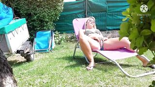 MILF Surprised has this Caress in her Garden.. the new Gardener is an old Big Voyeur Pervers!!