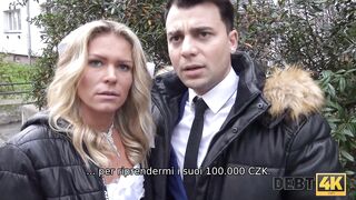 DEBT4k. un Grosso Debito è Il Motivo per Cui La Ragazza Viene Scopata in Presenza Dello Sposo