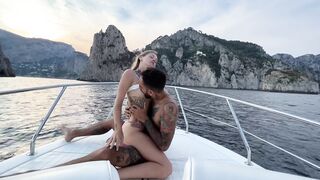 Sammmnextdoor - Date Night #08 - Fucking the captain on my boat tour to Capri while the crew watches