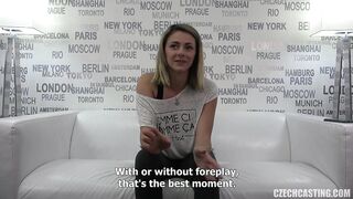 Amateur Girl Has Sex At Casting