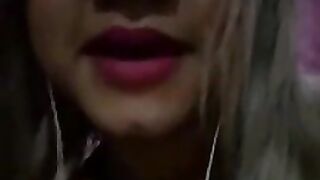 Sexy Latina Blonde Your Facebook And Whatsapp In Http://zo.ee/6CfU