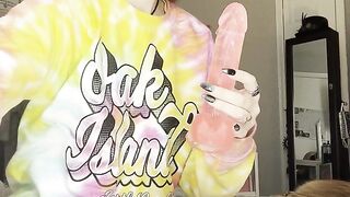 LEAKED ONLYFANS Cutie Girl Tries Out Her Brand New Toy :)