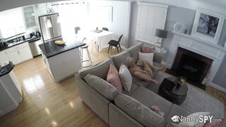 Fanboy dad finally fucks webcam nanny