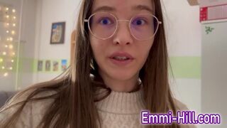 SCHOOLGIRL EXTREME SQUIRT