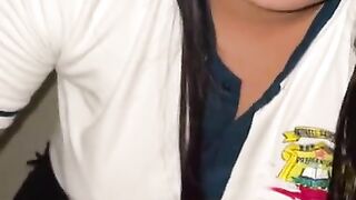 Voy a casa del hermano de mi mamá a hacer tarea y me ayuda de esta manera