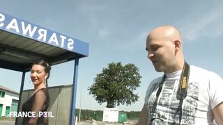Girl fucked in public at a car wash