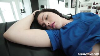 Masturbating to my stepsis