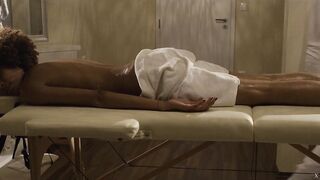 Ebony beauty Luna Corazon gets cum on ass