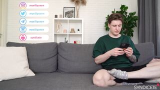 Stepbrother and stepsister found a sex box from parents -