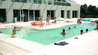 Lesbian pulsion around the pool