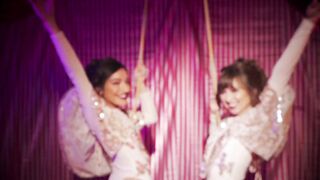 Emily Willis and Riley Reid explore each-other!!