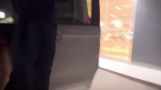 A stranger finds her while exposing herself to a man and ejaculates into her mouth at the end????????????.