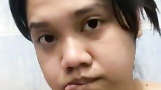 Perawat Cantik Pamer Memek Pesingnya
