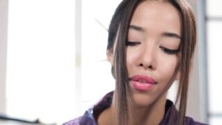 Ebony Geisha Vs BBC - Lia Lin