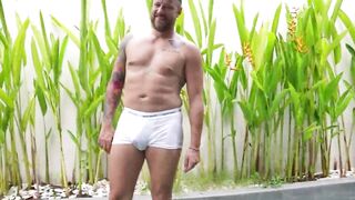 Amateur Couple Fucks On Vacation