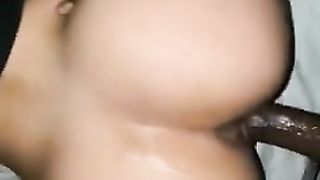 BACKSHOTS AFTER SHE SQUIRTED