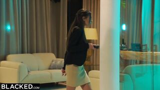 BBC-Curious hotel clerk Vanessa seduces guest