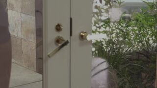 Eliza Ibarra - Wet Lessons From A BBC